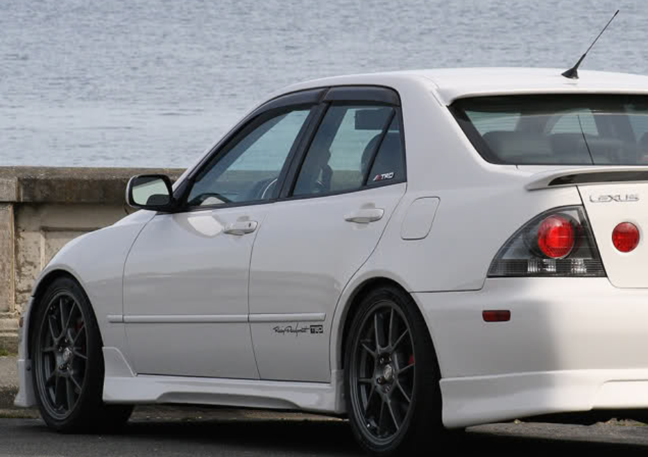 2001 2002 2003 2004 2005 LEXUS IS300 TRD STYLE SIDE SKIRTS LIP